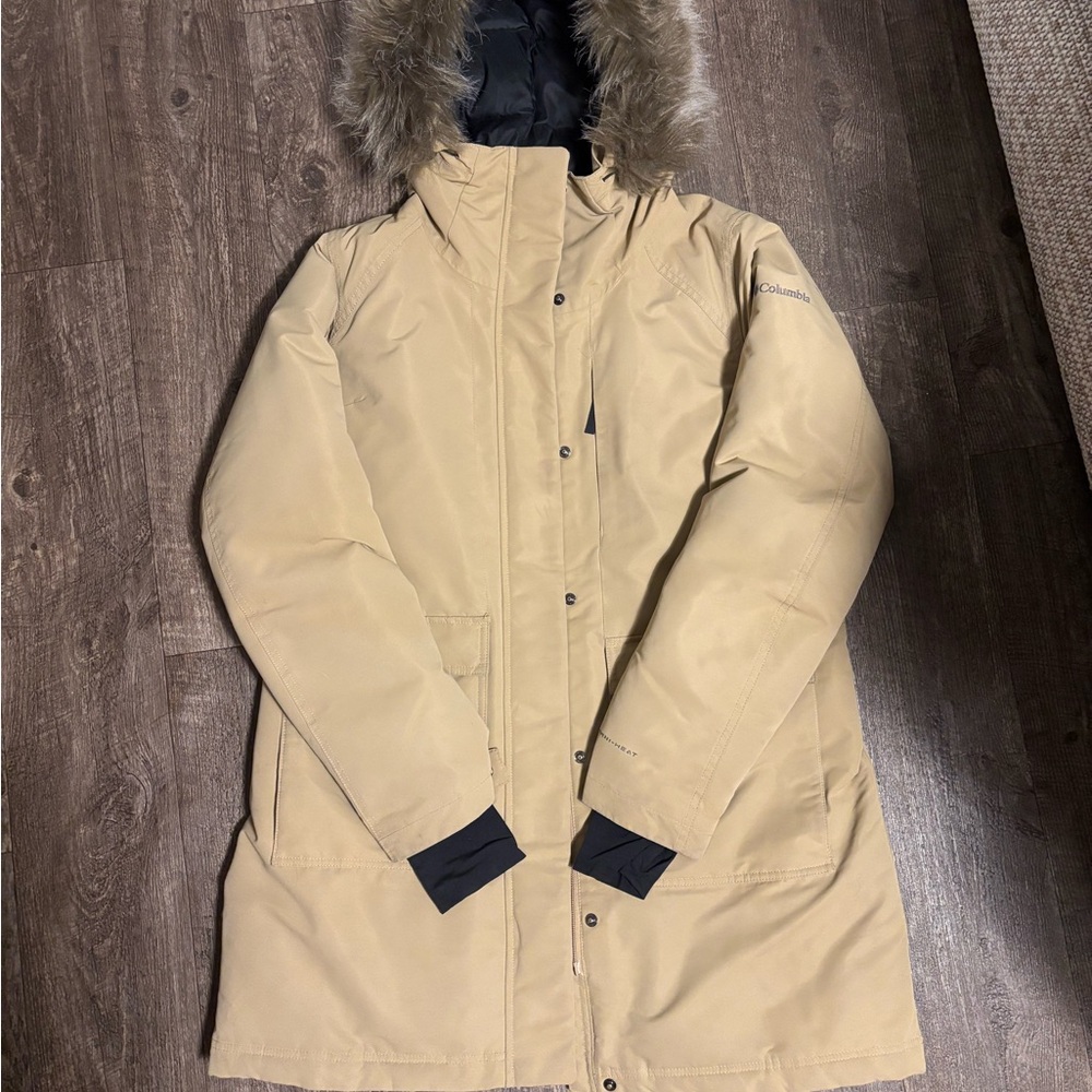 Columbia Women's Beige / Tan Jacket with Removable Fur Hood